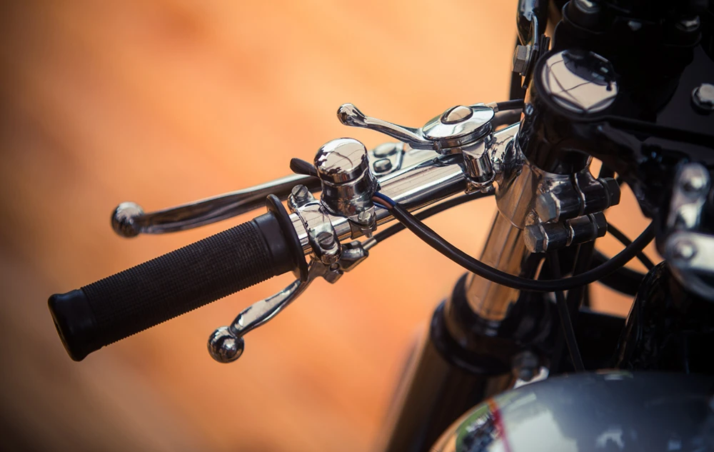 What are Straight Motorcycle Handlebars
